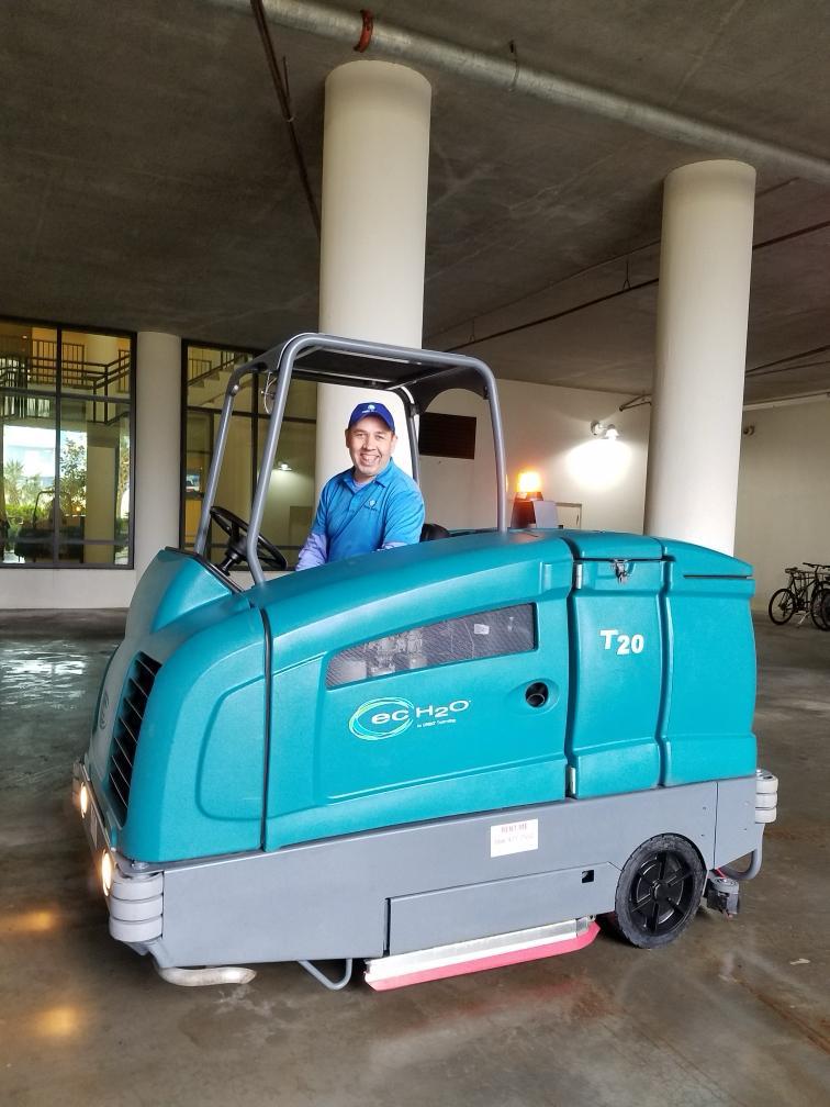 Industrial & Heavy-Duty Equipment - Image 3